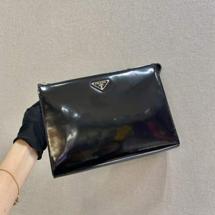 Picture of Prada Wallets _SKUfw167305998fw
